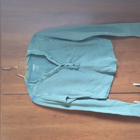 NWT Top - Picture 1 of 6